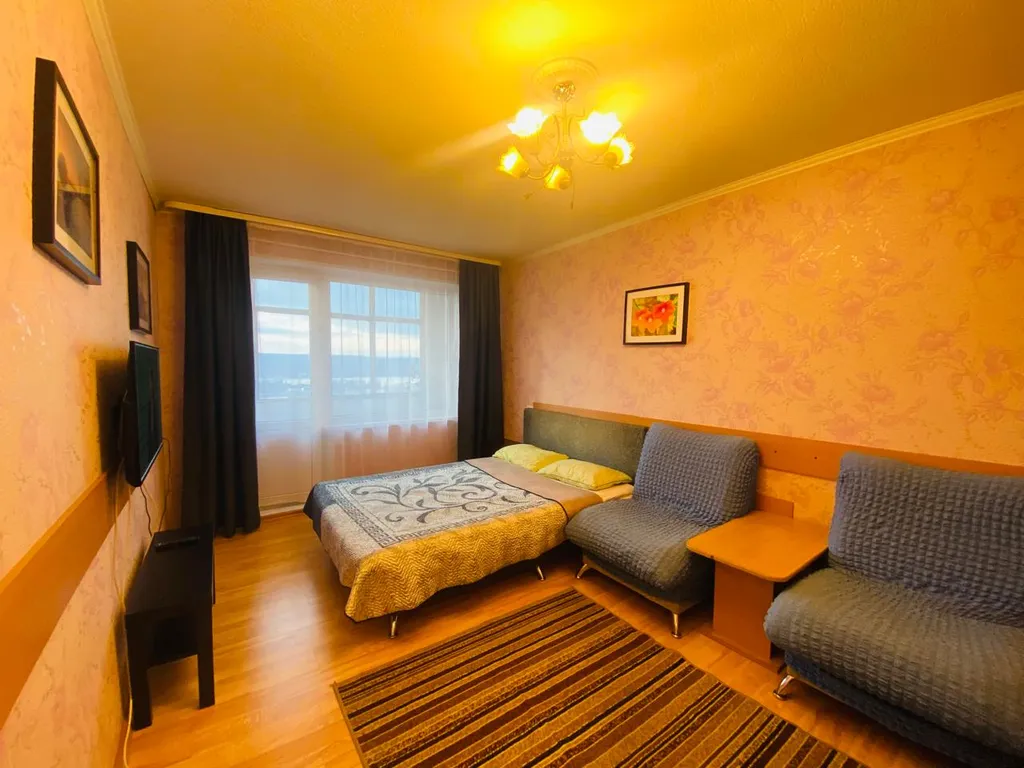 1-комнатная квартира с красивым видом на горы и залив