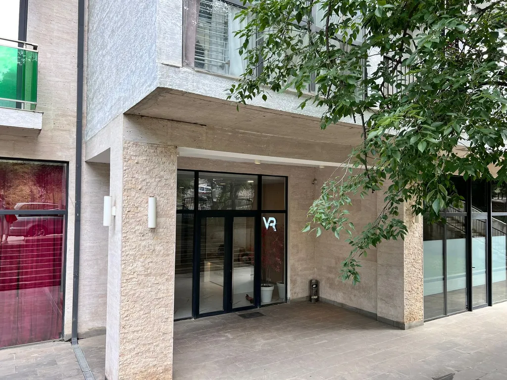 Квартира в клубном доме с бассейном