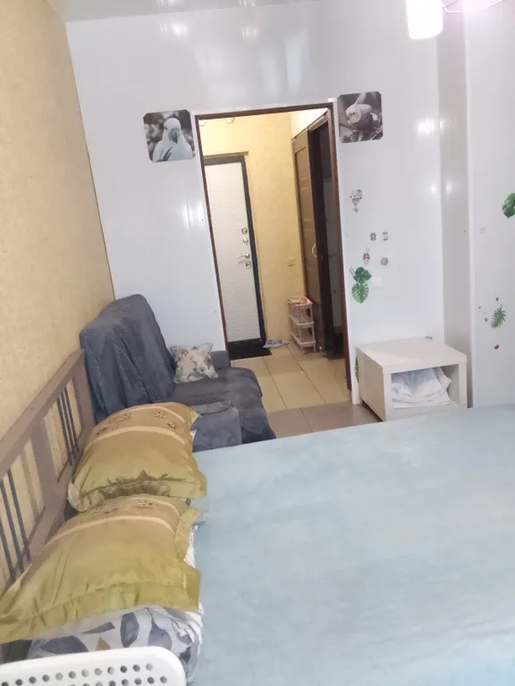 Студия в современном новом доме на проспекте Строителей