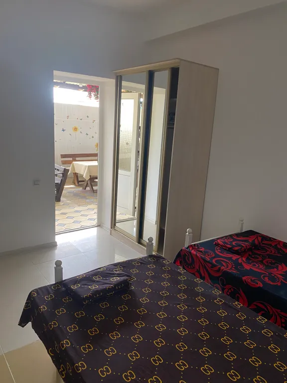 Уютные комнаты в семейном коттедже вблизи моря