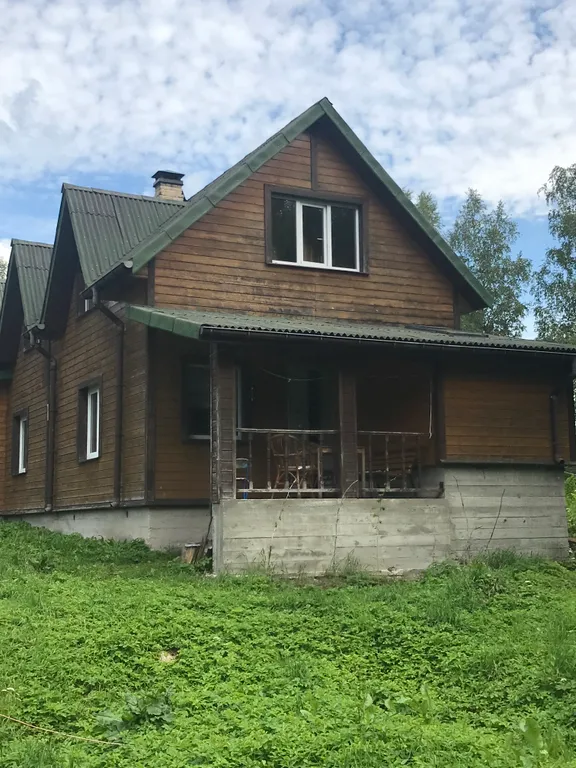 Коттедж Дом с баней на дровах с вениками и паром — аренда посуточно в Рощино