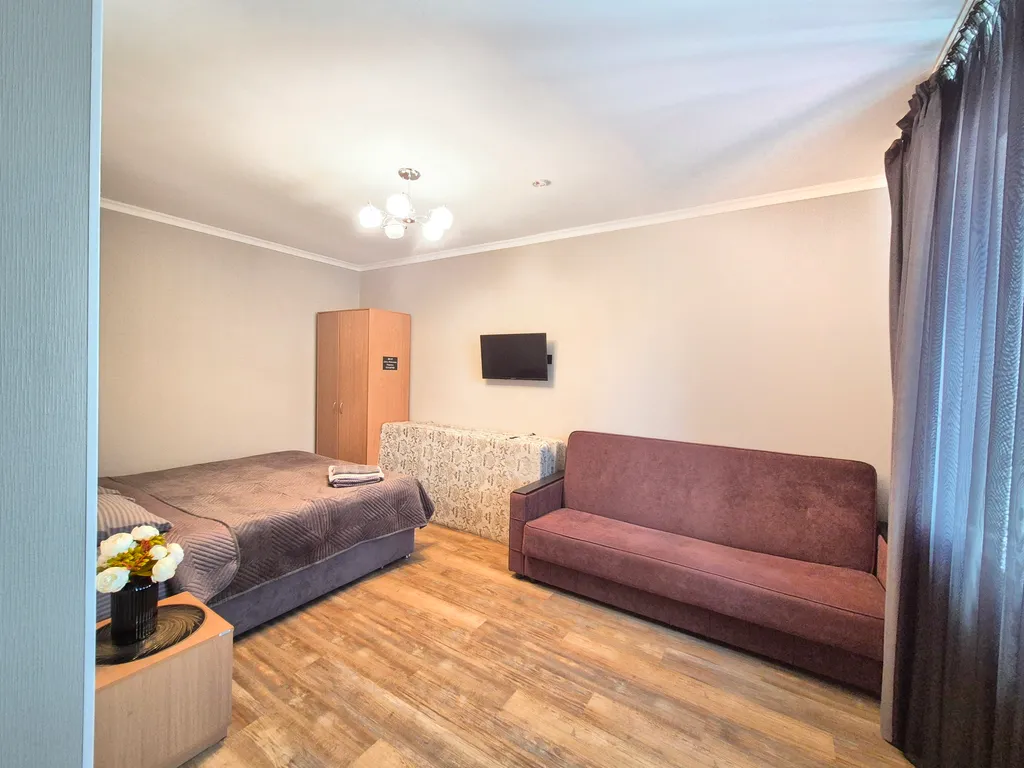 Дом с баней и бассейном