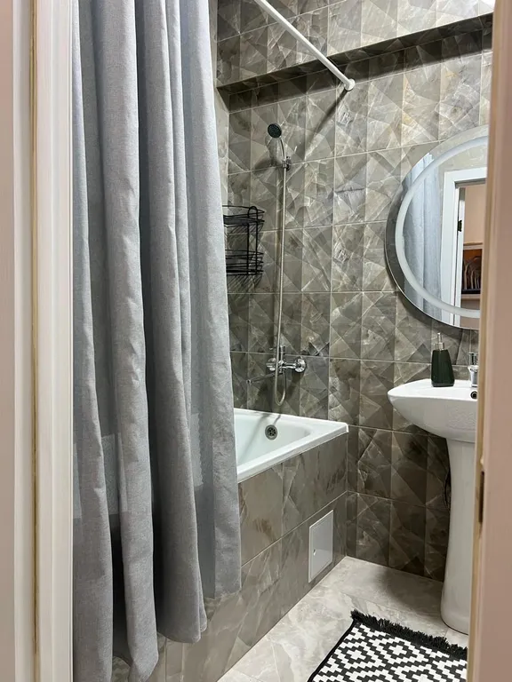 Восточный стиль, золотой квадрат алматы