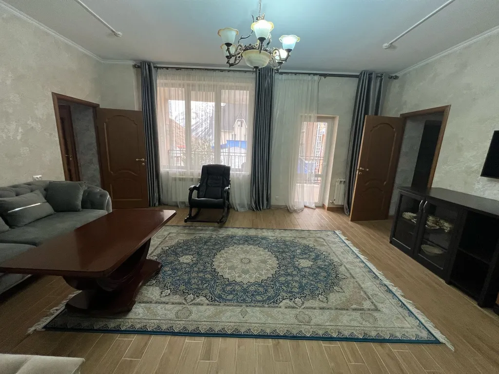 Семейный люкс с видом на горы