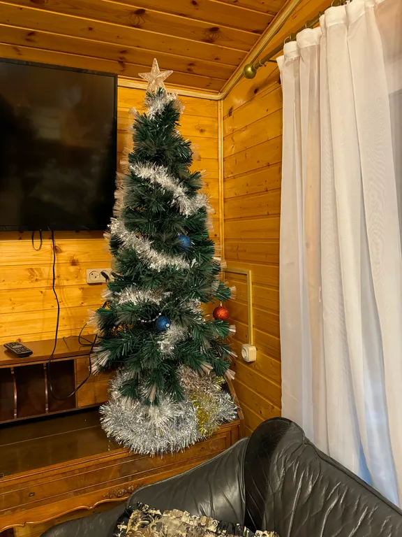 Дом с дровяной баней, самый ближайший к горнолыжному курорту Сорочаны