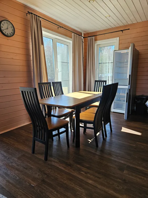 Коттедж для большой компании с баней