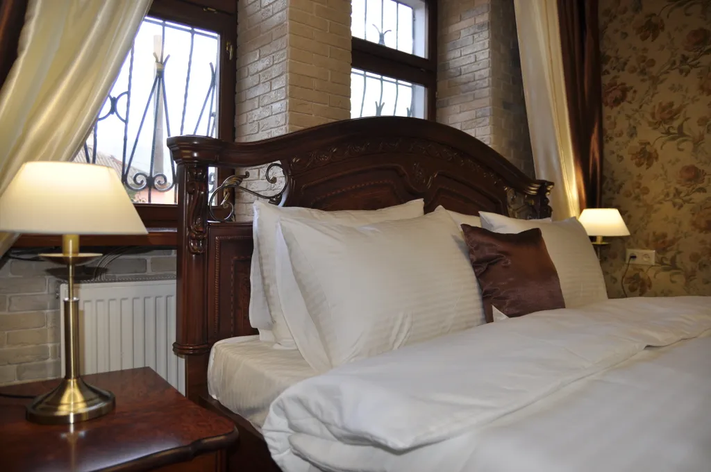 5-комнатная Квартира — аренда посуточно в Ялта