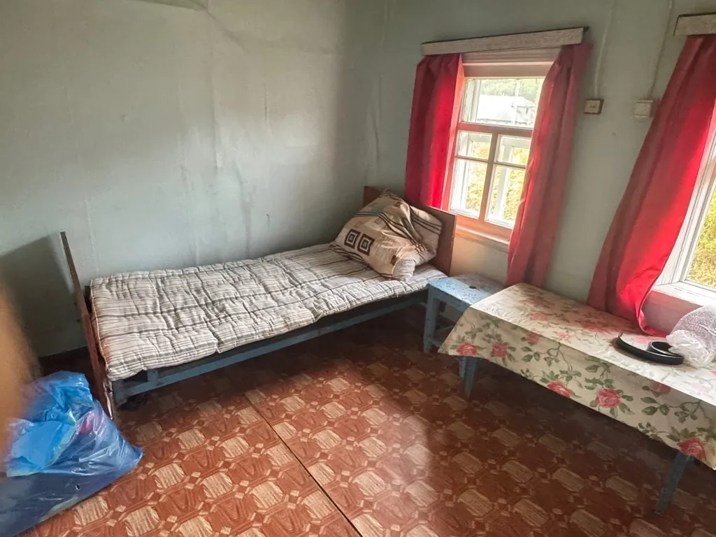 Дом на берегу озера