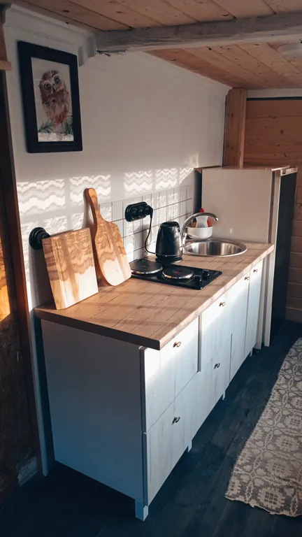 Дом на берегу реки со всеми удобствами