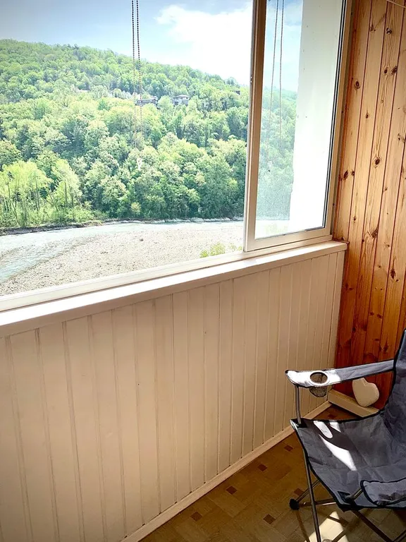 Двухсторонняя квартира с видом на реку Псезуапсе и видом на море