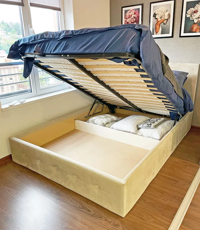 Студия Пионы на берегу моря