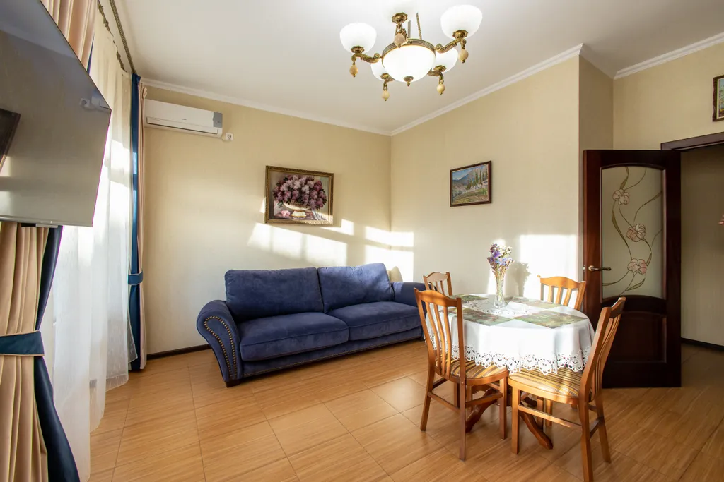 Квартира Тихая квартира в классическом стиле — Геленджик