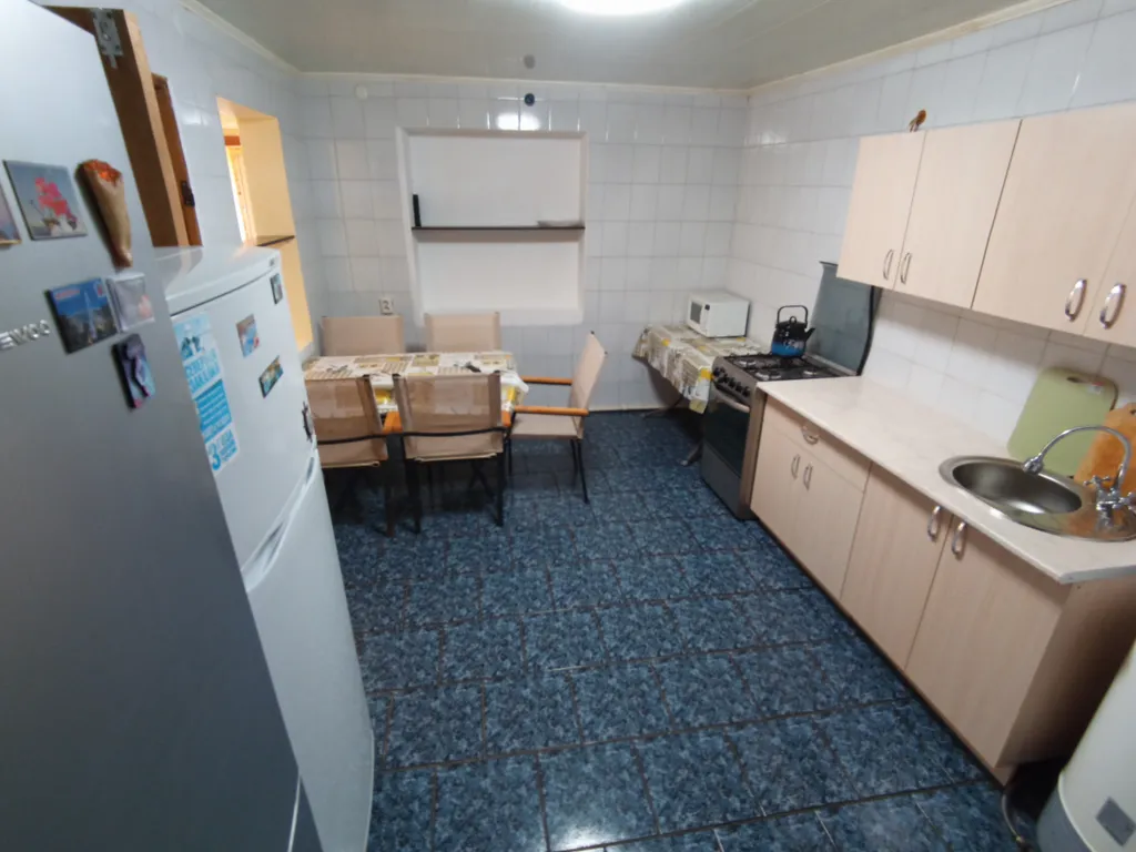 4-комнатный Дом