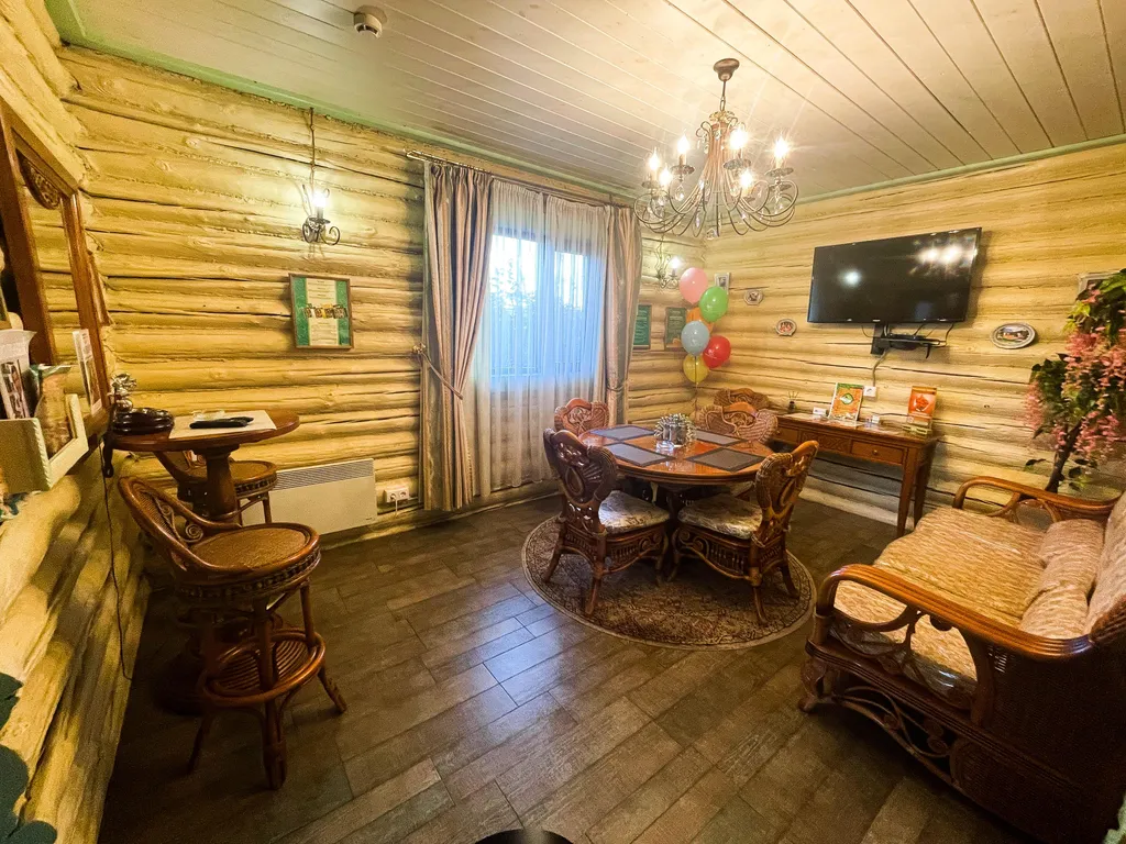 Коттедж в центре города — аренда посуточно в Сургут