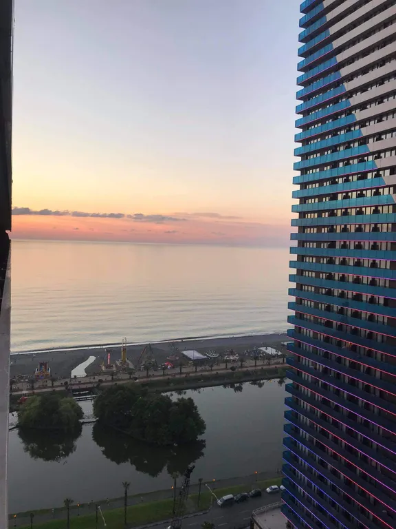 Студия с видом на море