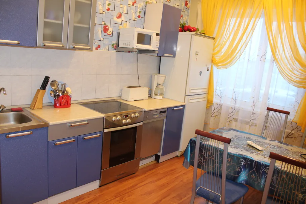 3-комнатная Квартира — аренда посуточно в Кировск