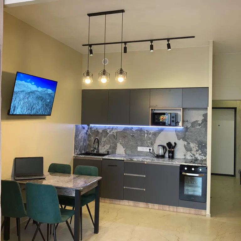 Апартаменты Sun & Atlas в Судаке в 30 м от моря с видом на горы