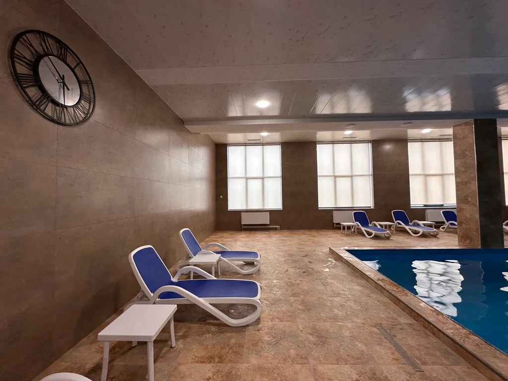 Апартамент с видом на горы и большой террасой