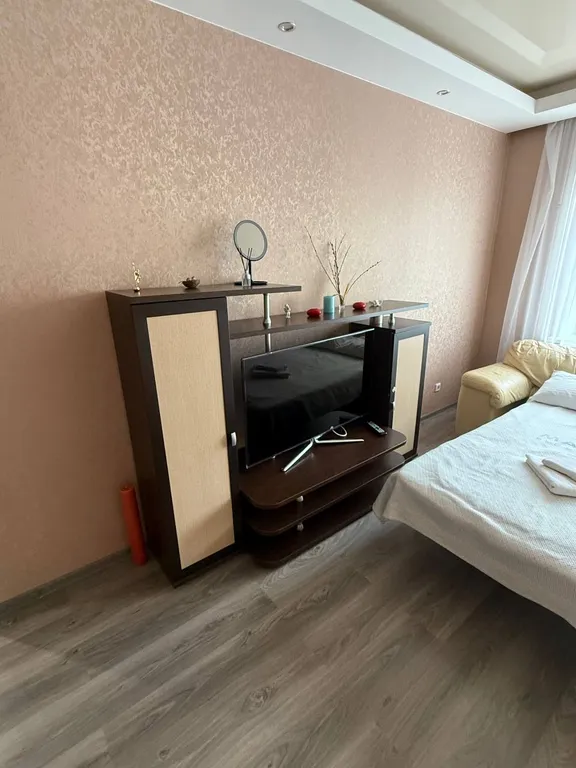 Двухкомнатная уютная большая квартира в районе с развитой инфраструктурой