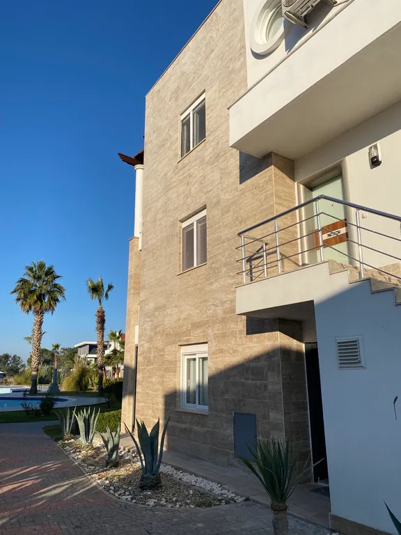 Квартира 2+1 с террасой, 120 кв.м. Большой бассейн.