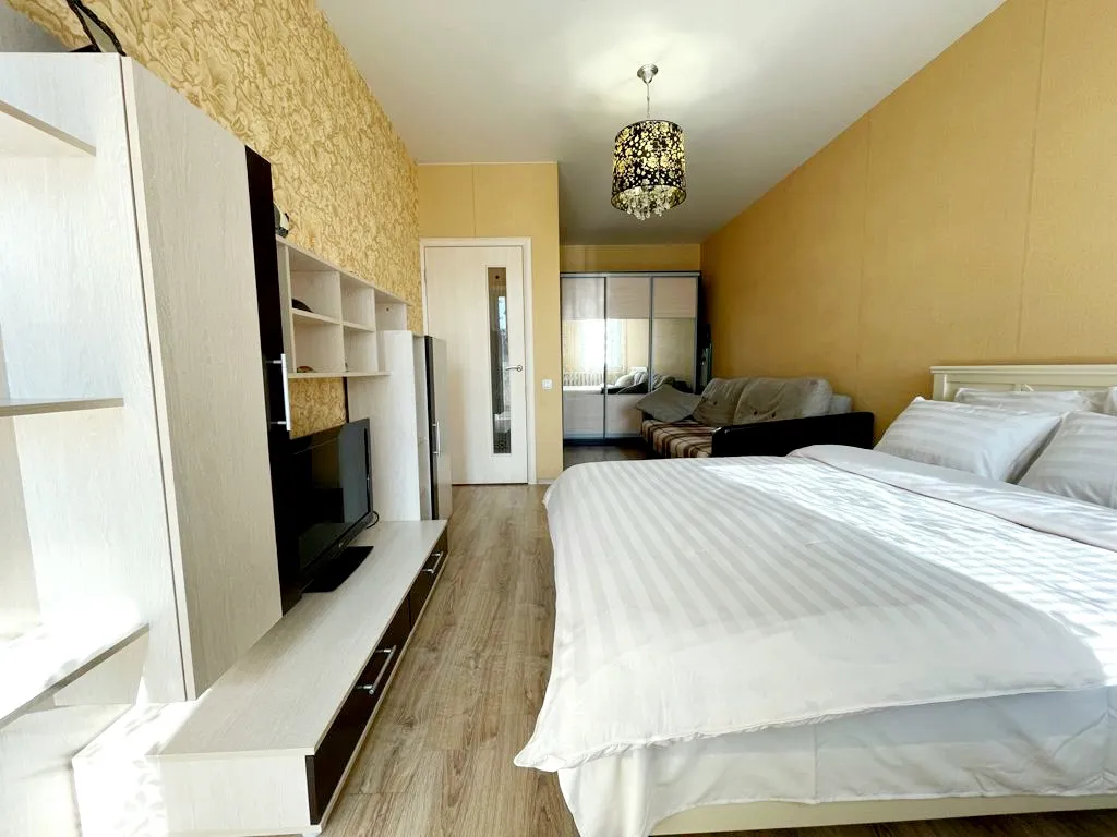 Квартира Апартаменты в центре и 1 минуте пешком до ЦУМ от "Grant Apart" — аренда посуточно в Орёл