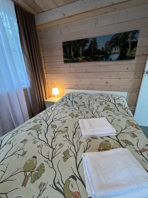 Коттедж Вилла с сауной на берегу и прямым видом на Правдинское озеро — Правдино