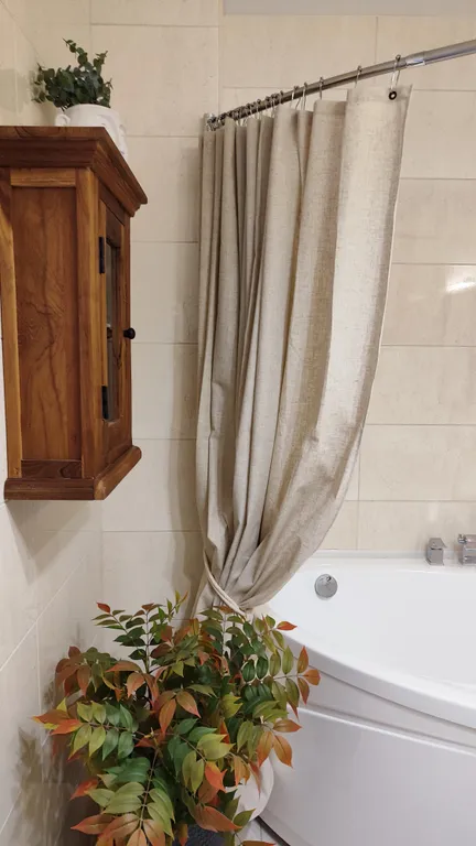 Трёхкомнатная квартира с элементами колониального стиля у подъемника