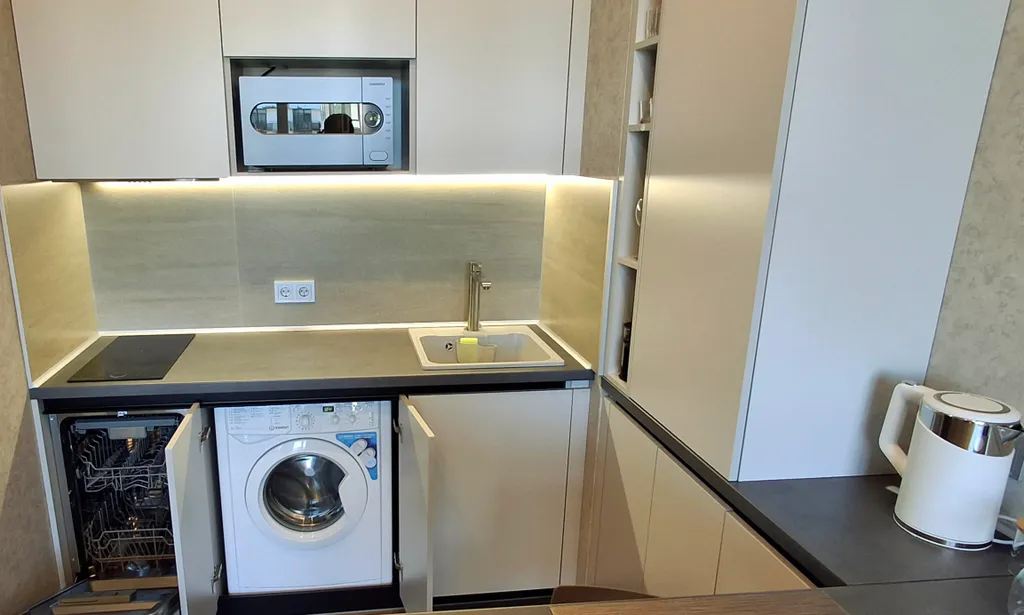 Тёплый берег