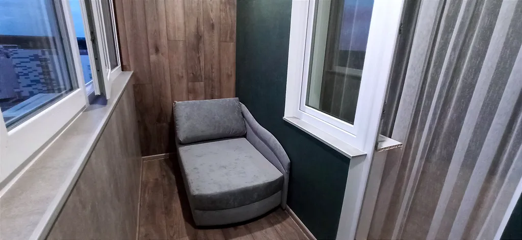 2-комнатная квартира у набережной в центре микрорайона Город Спутник