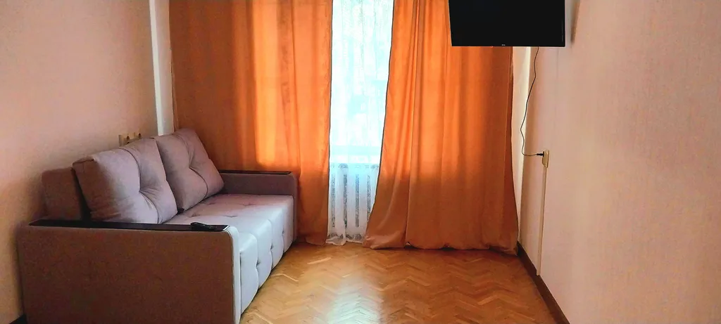 Квартира у метро Киевская