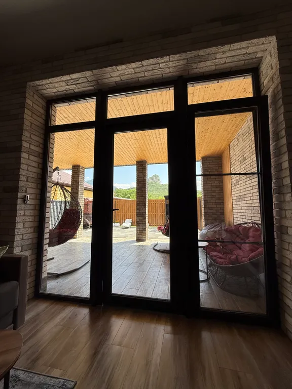 Дом под горой Железной