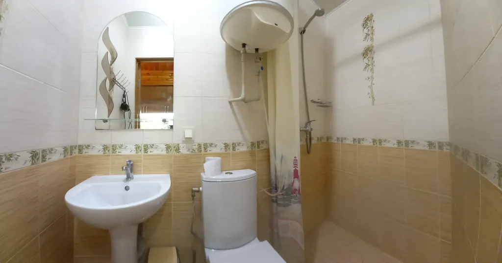 Студия с балконом и панорамными окнами