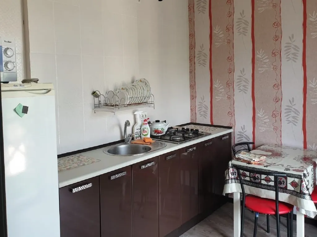 Частный дом (сдается только 2-й этаж)