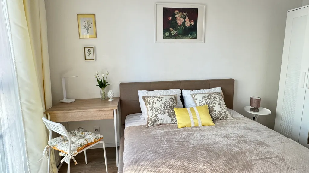 Интеллигентная квартира рядом с Цыба