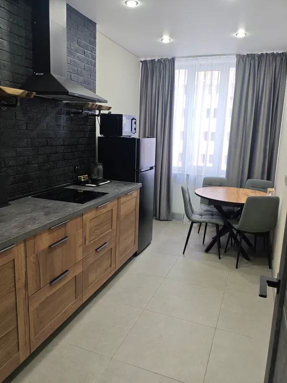 Современная квартира лофт стиле в центре Аксая