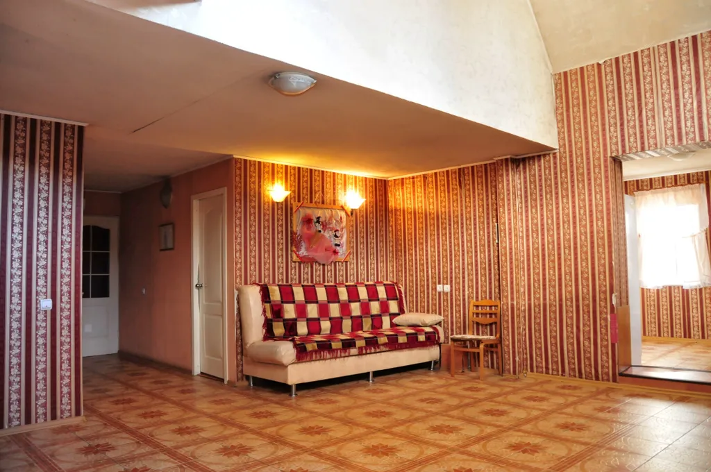 Коттедж 5-комнатный Дом — Луга