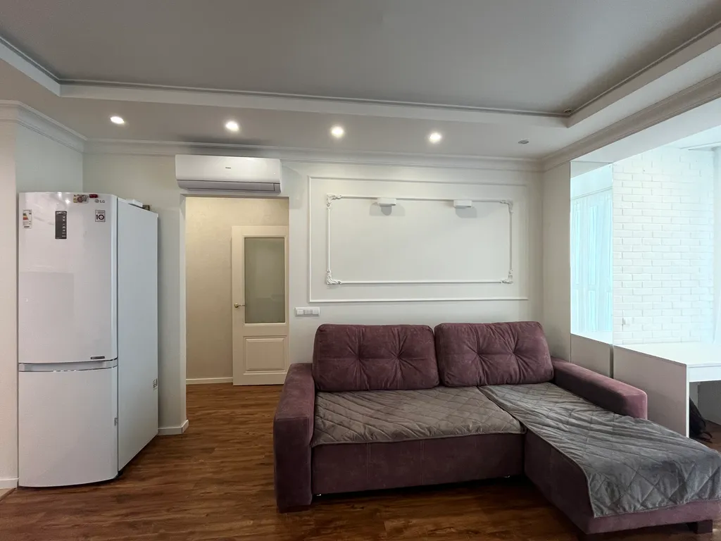 Прекрасная двухкомнатная квартира с видом на море