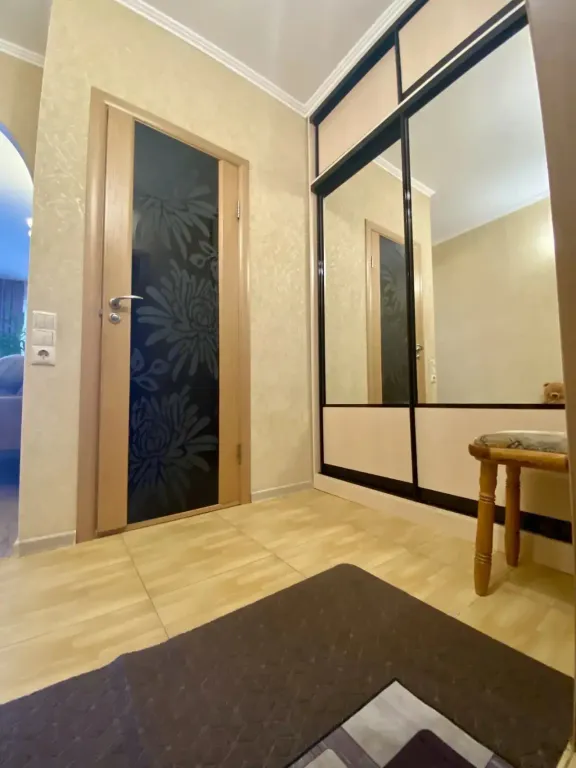 Уютная студия в центре с великолепным видом на горы