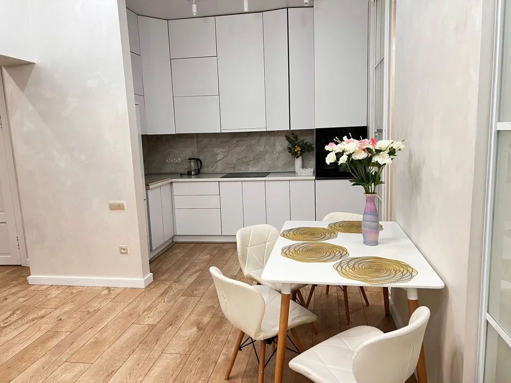 3-комнатная красивая и уютная квартира в новом ЖК в центре