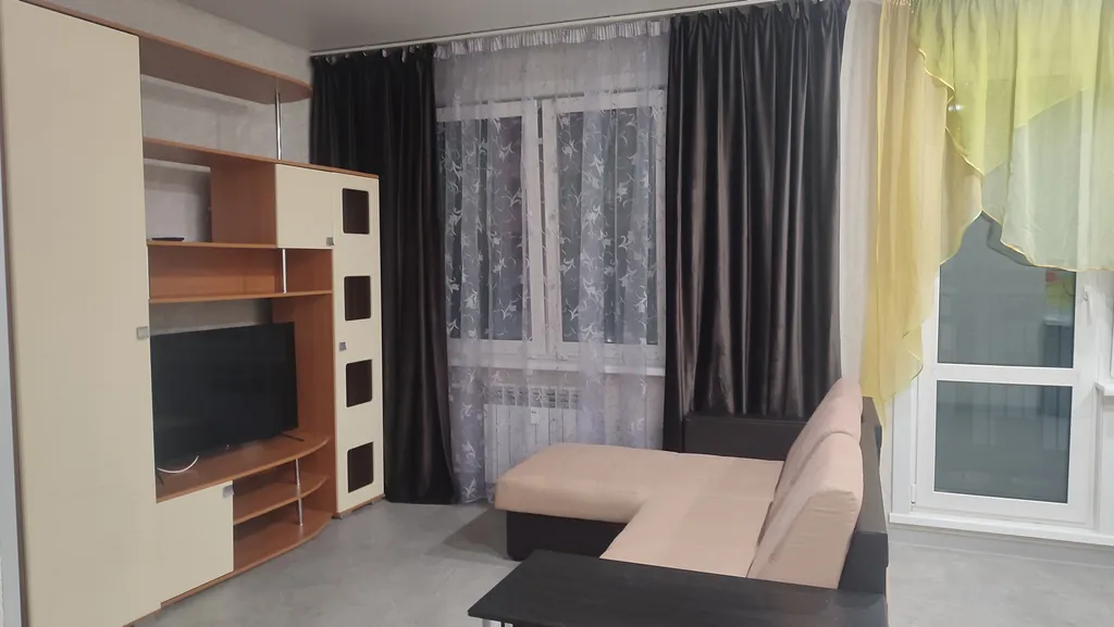 Квартира Уютная студия в тихом районе — аренда посуточно в Маркова