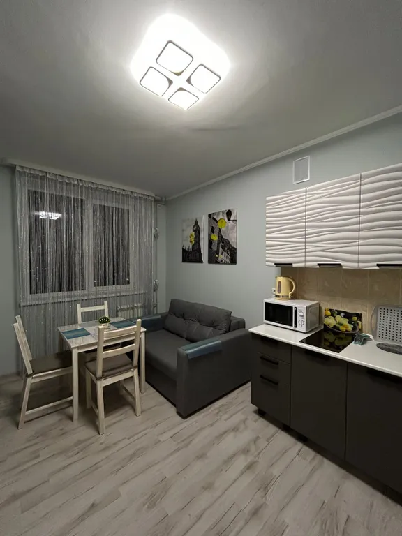 Квартира с панорамой на реку в центре города