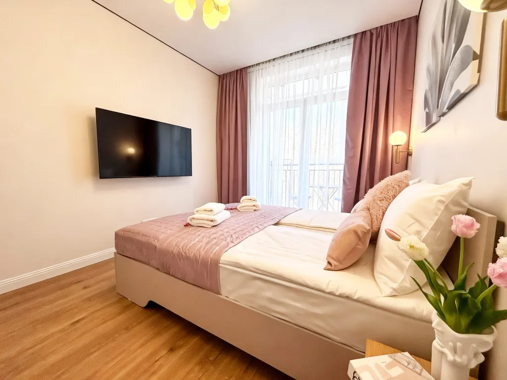 Квартира Апартаменты с одной спальней напротив ТРК Кристалл — Светлогорск