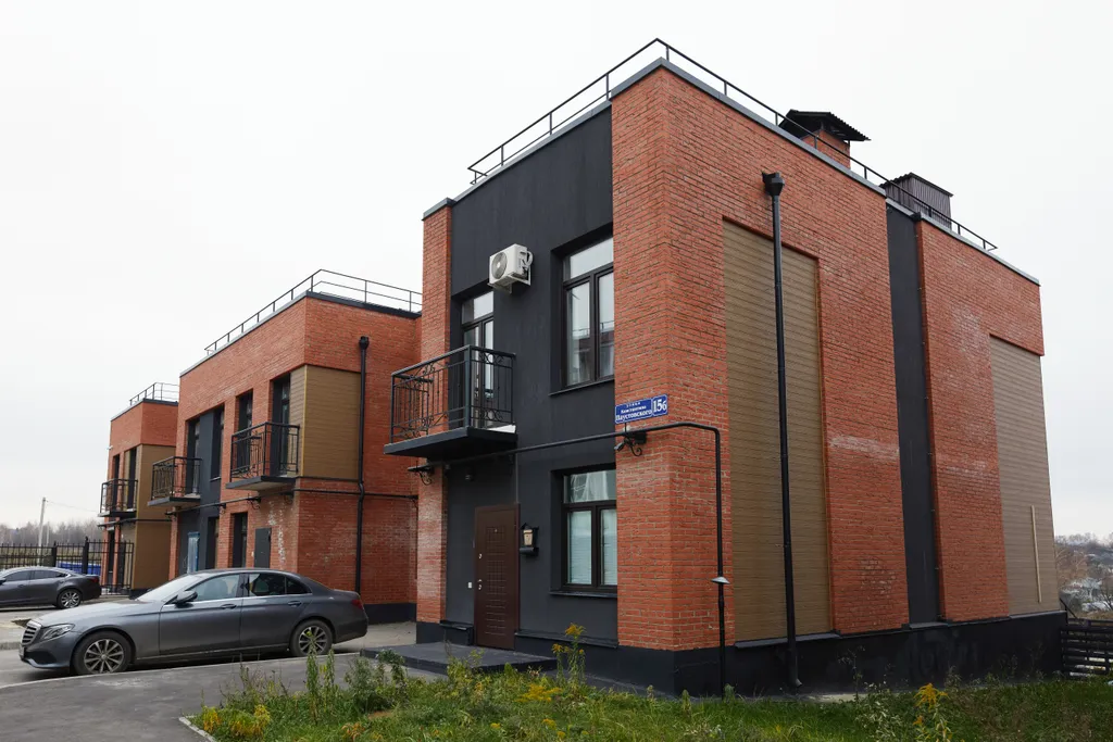 Коттедж Современный таунхаус в Петровском квартале — аренда посуточно в Тула