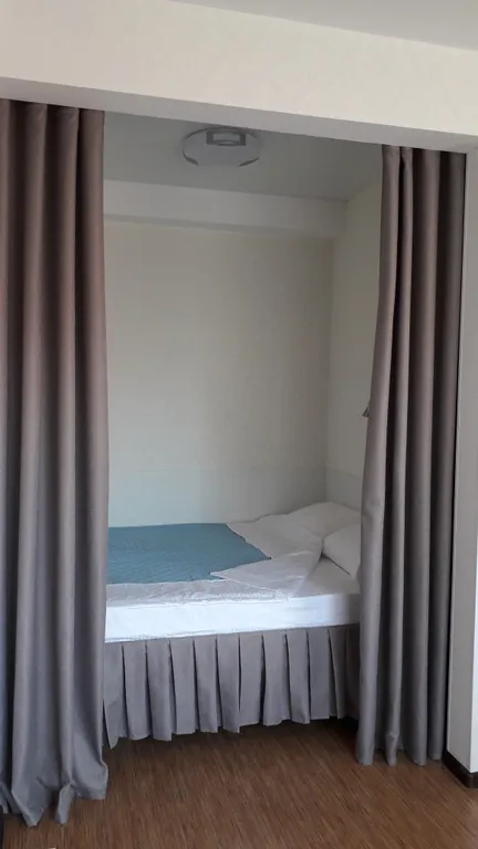 Квартира Квартира Студия Солнечная — Сириус