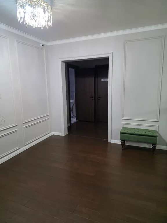 Загородный дом с бассейном и банкетным залом