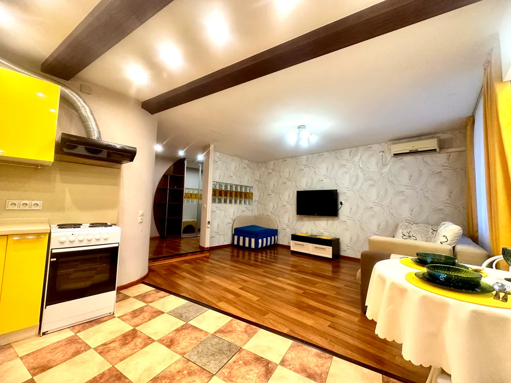 Комфортная квартира с Большой Гостиной