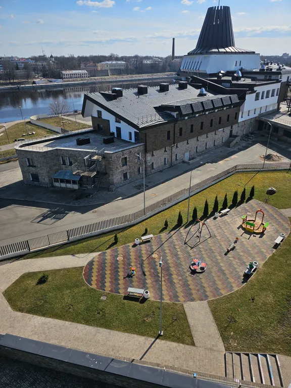 Студия у Псковского Кремля