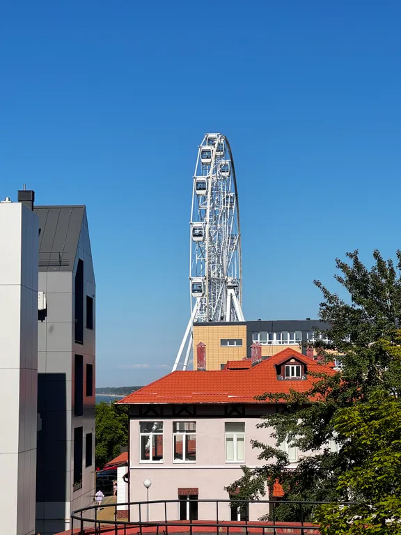 Современная квартира на первой линии Небо 17