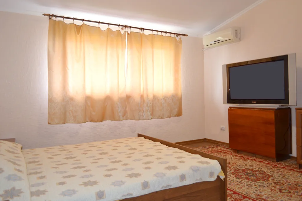 2-комнатная Квартира — аренда посуточно в Алушта