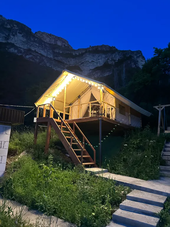 Глэмп -Кунаки